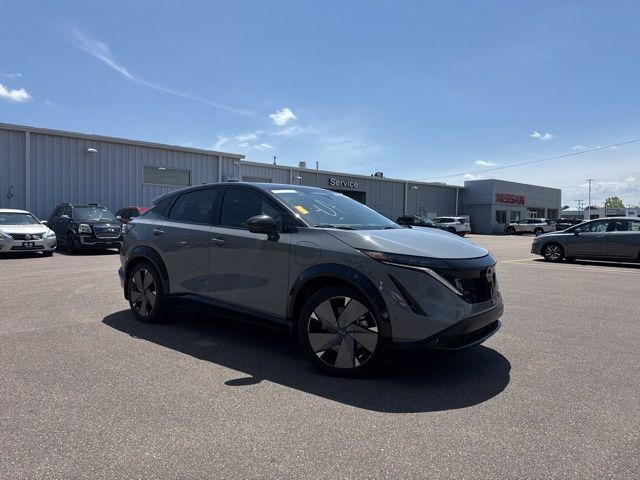 2023 Nissan Ariya Platinum+ AWD's photo