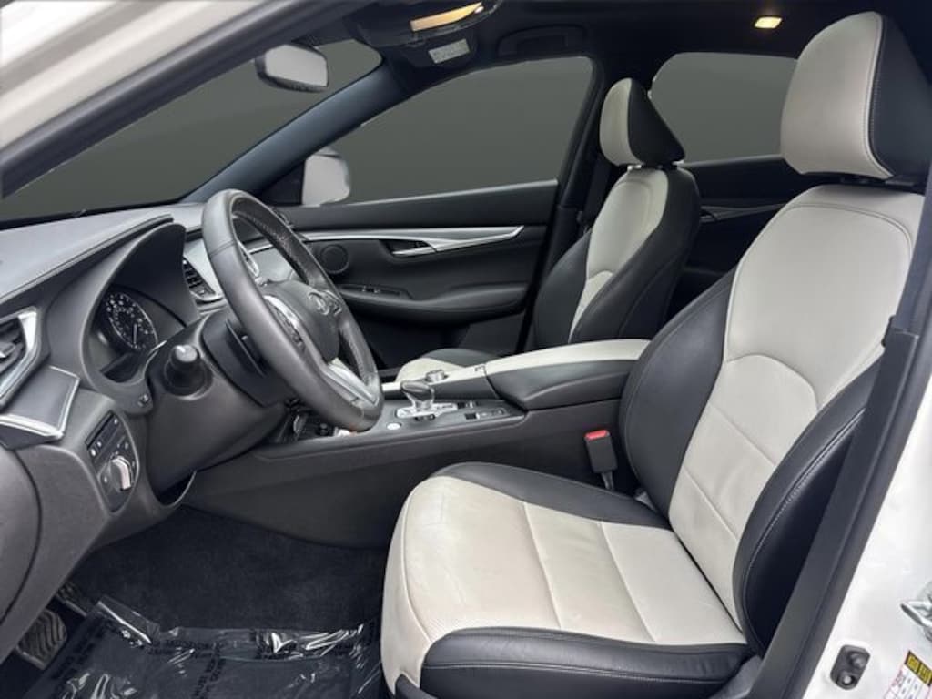 Used 2023 INFINITI QX55 Luxe SUV