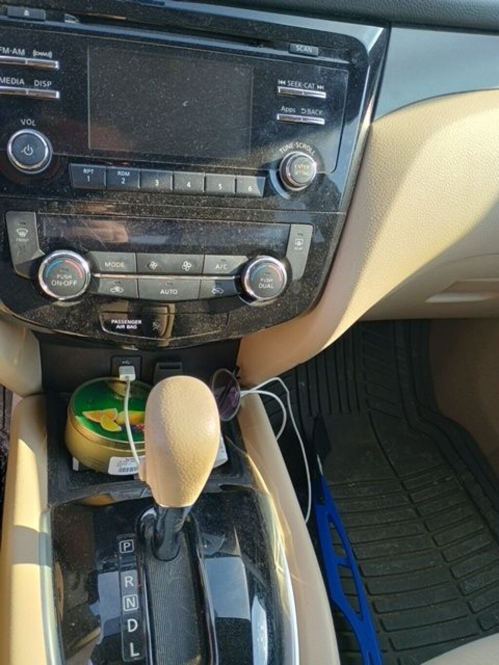 Used 2014 Nissan Rogue SV SUV