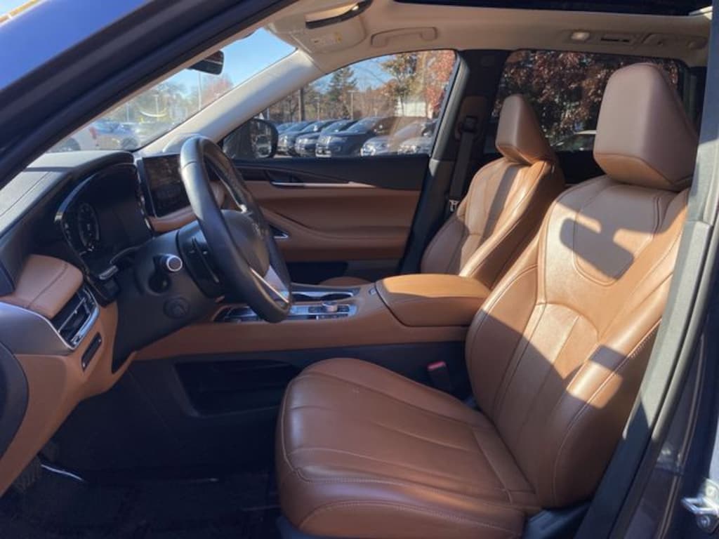 Used 2023 INFINITI QX60 Sensory SUV