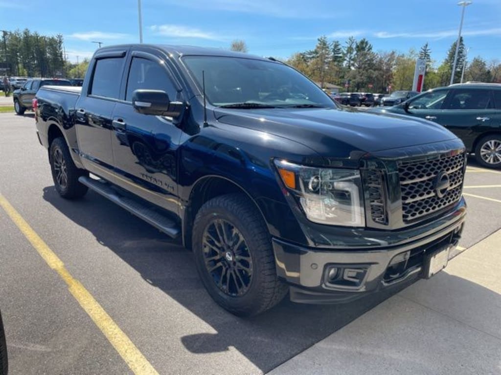 Used 2019 Nissan Titan SL Truck