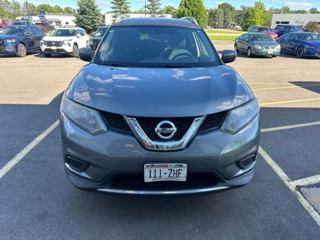 Used 2016 Nissan Rogue SV SUV