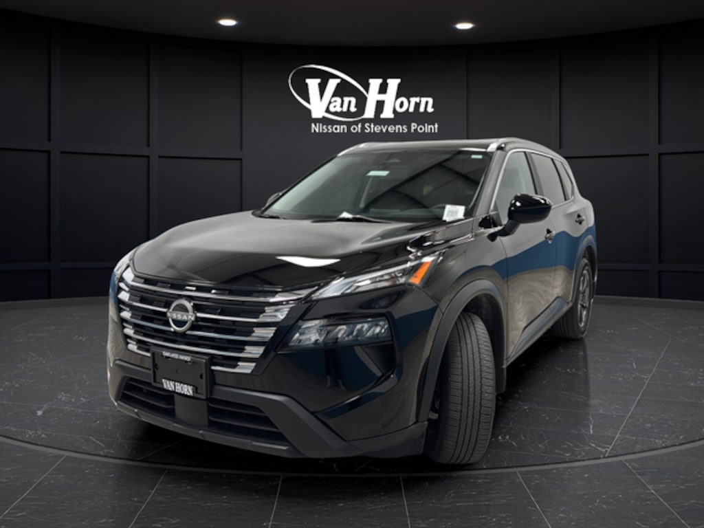 Used 2024 Nissan Rogue SV SUV