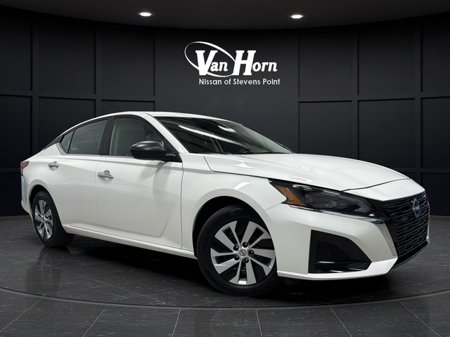 2025 Nissan Altima 2.5 S's photo