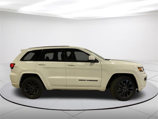 Used 2018 Jeep Grand Cherokee Altitude with VIN 1C4RJFAG0JC103387 for sale in Stevens Point, WI