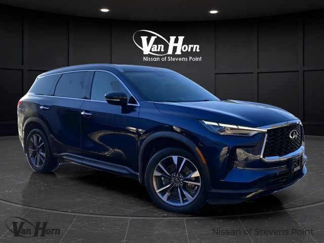 2023 INFINITI QX60 LUXE's photo