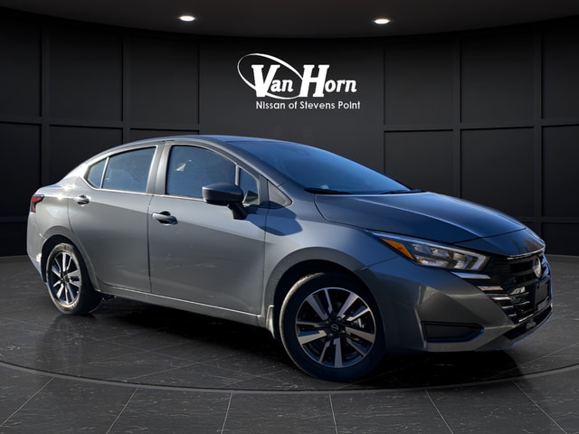 2025 Nissan Versa 1.6 SV CVT's photo