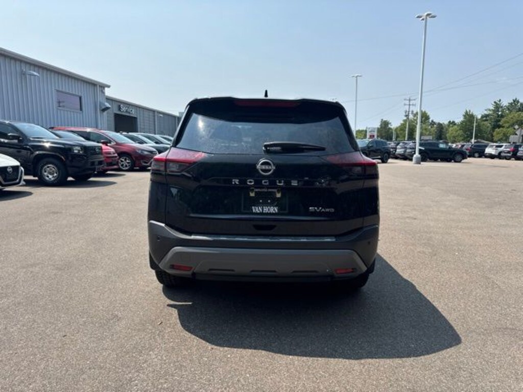 Used 2023 Nissan Rogue SV SUV