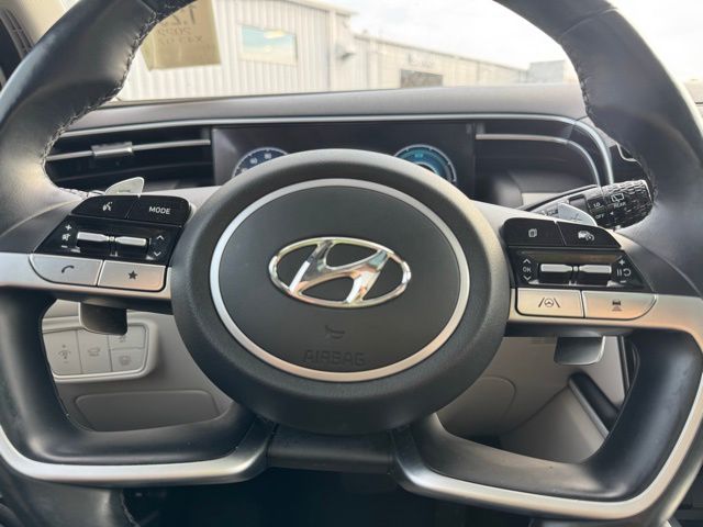 2022 Hyundai Tucson Hybrid Limited photo 2