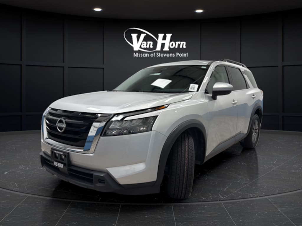 Used 2025 Nissan Pathfinder SV SUV