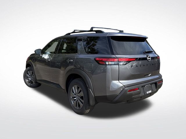 2025 Nissan Pathfinder SV photo 2