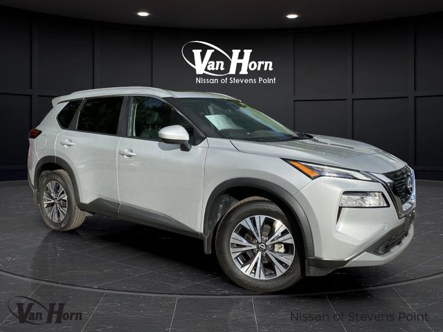 2023 Nissan Rogue SV's photo