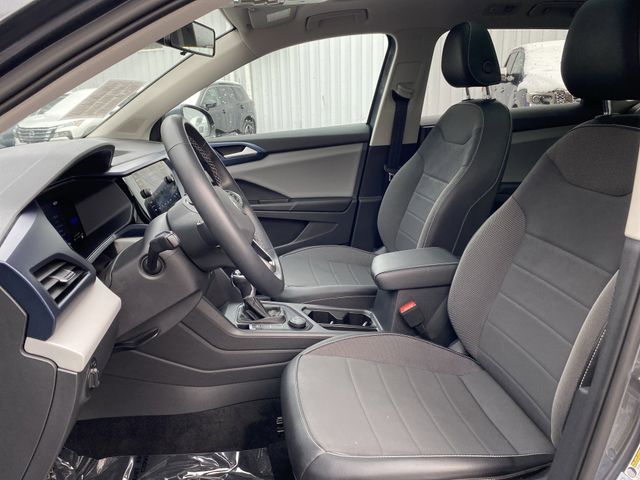 2022 Volkswagen Taos SE photo 4