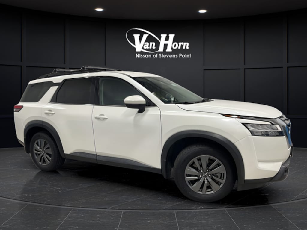 Used 2022 Nissan Pathfinder SV SUV