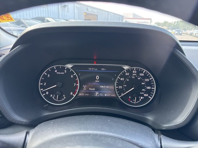 2024 Nissan Sentra SV photo 3