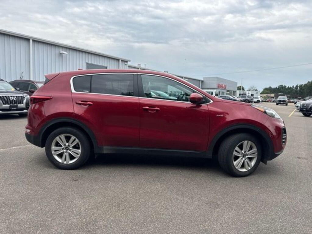 Used 2017 Kia Sportage LX SUV