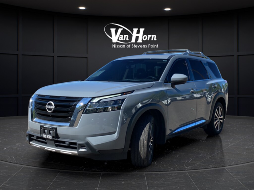 Used 2023 Nissan Pathfinder Platinum SUV