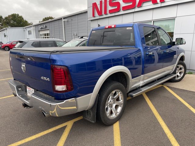 2015 Ram 1500 Laramie photo 3
