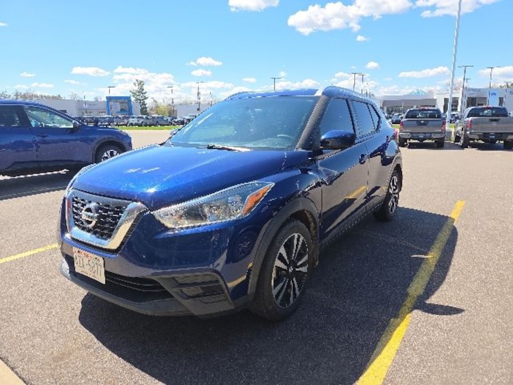Used 2019 Nissan Kicks SV SUV
