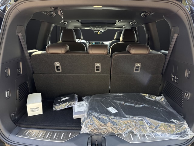 2026 Nissan Armada Platinum - Photo 15