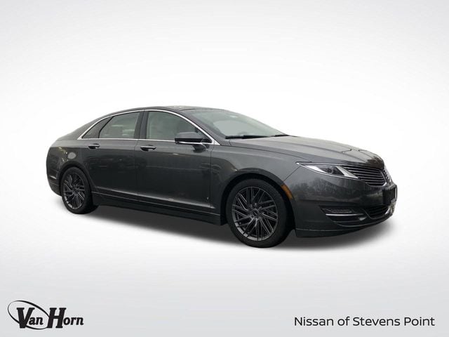 2016 Lincoln MKZ Hybrid's photo
