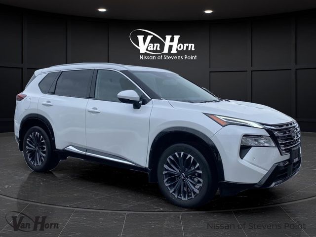 2024 Nissan Rogue Platinum's photo