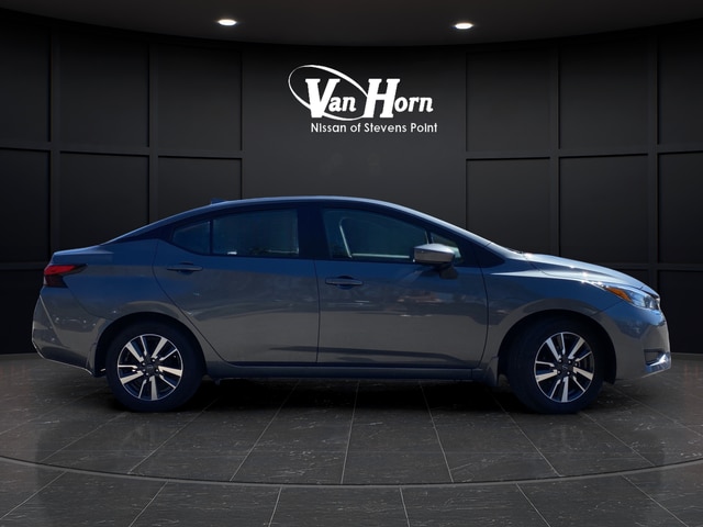 2025 Nissan Versa Sedan SV - Photo 9