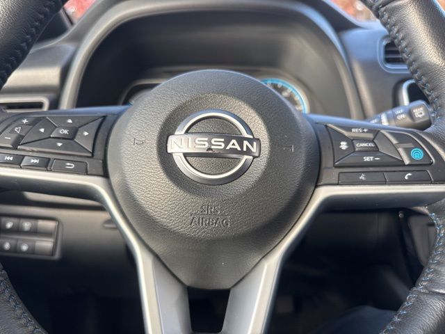 2023 Nissan Leaf SV Plus photo 3
