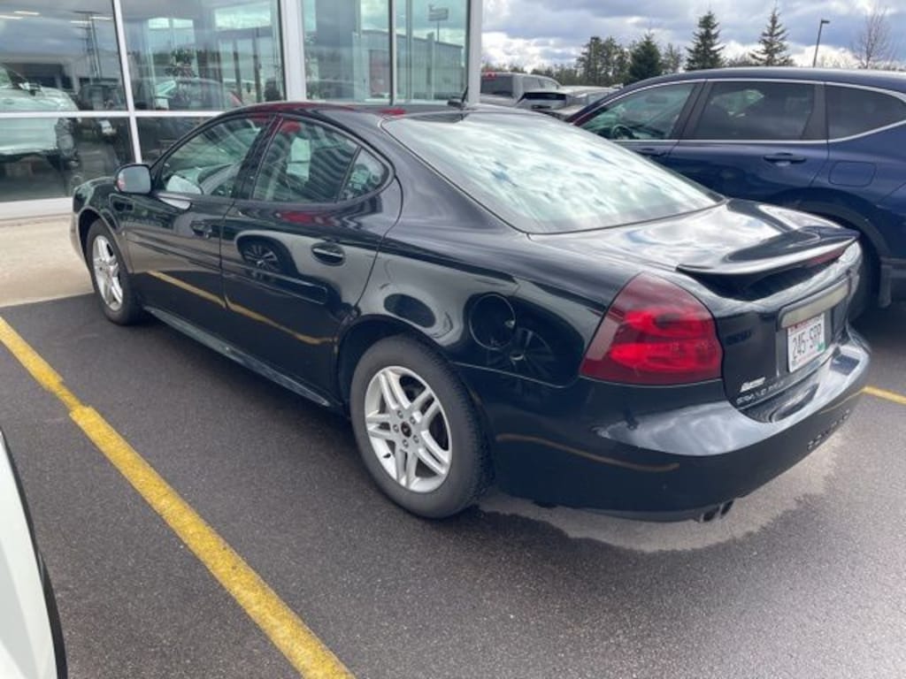 Used 2006 Pontiac Grand Prix GT Sedan