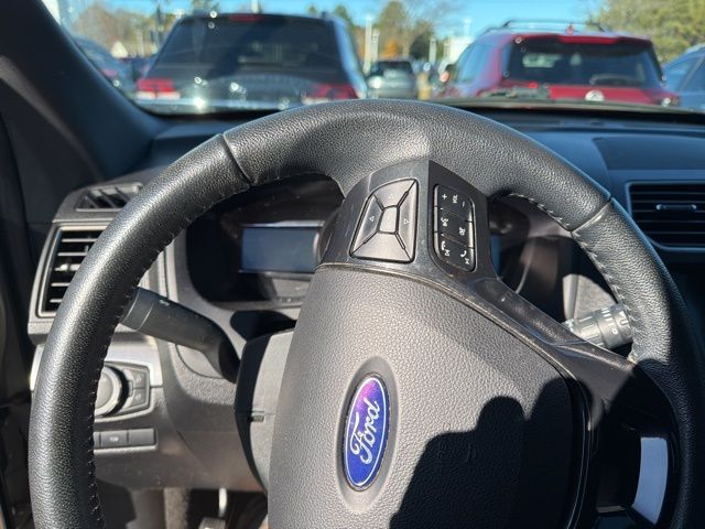 2018 Ford Explorer XLT photo 2