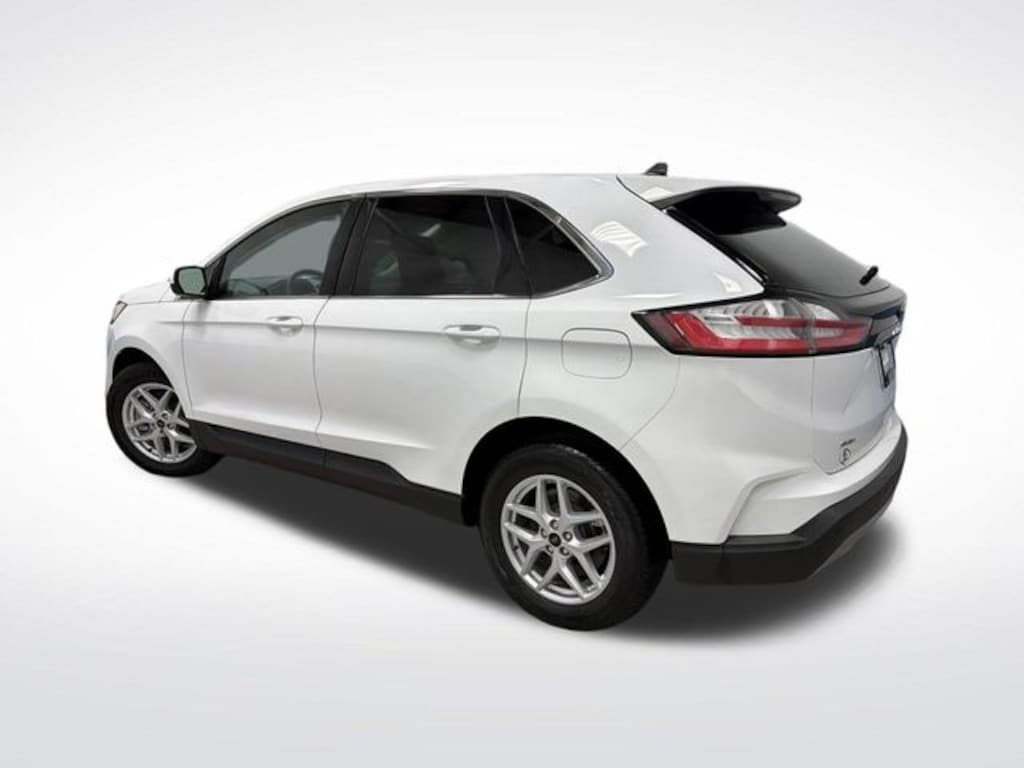 Used 2024 Ford Edge SEL SUV