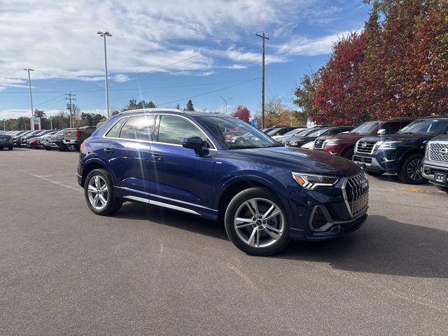2022 Audi Q3