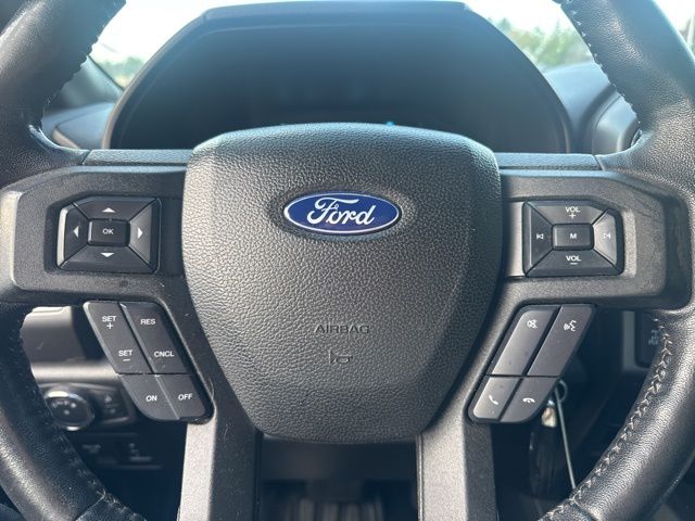 2018 Ford F-150 XLT photo 2