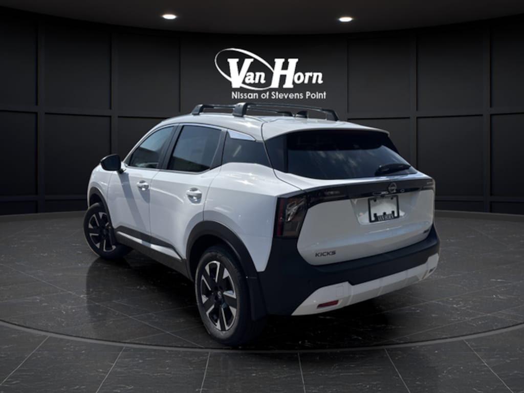 New 2026 Nissan Kicks SV