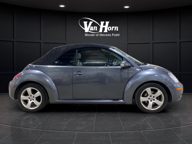 Used 2006 Volkswagen New Beetle 2.5 with VIN 3VWSF31Y06M327711 for sale in Stevens Point, WI