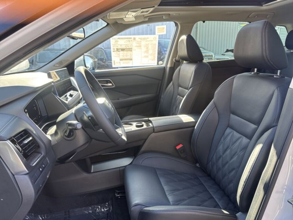 New 2026 Nissan Rogue Platinum SUV