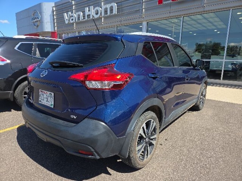 Used 2019 Nissan Kicks SV SUV