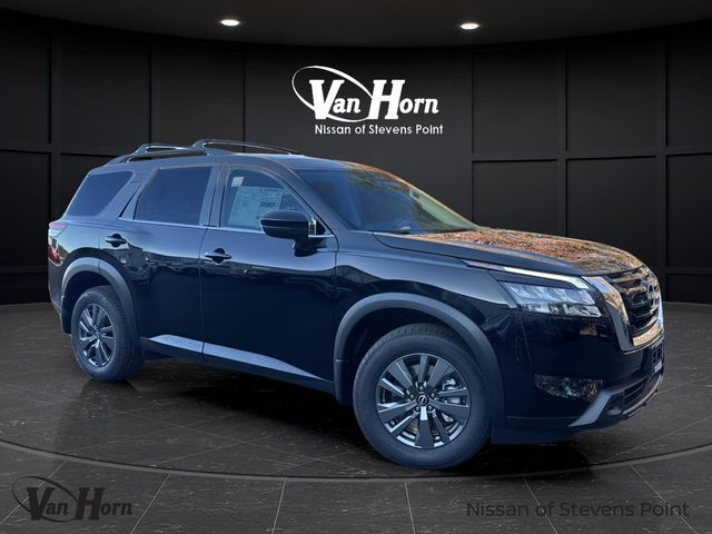 2025 Nissan Pathfinder SV's photo