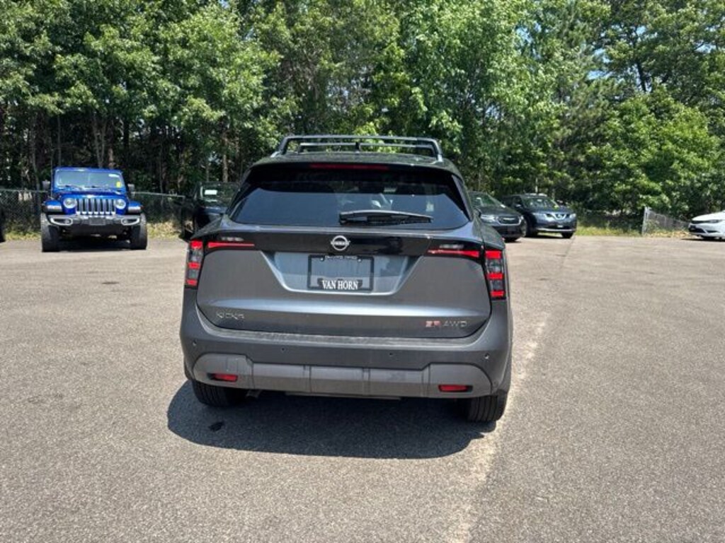 Certified 2025 Nissan Kicks SR SUV