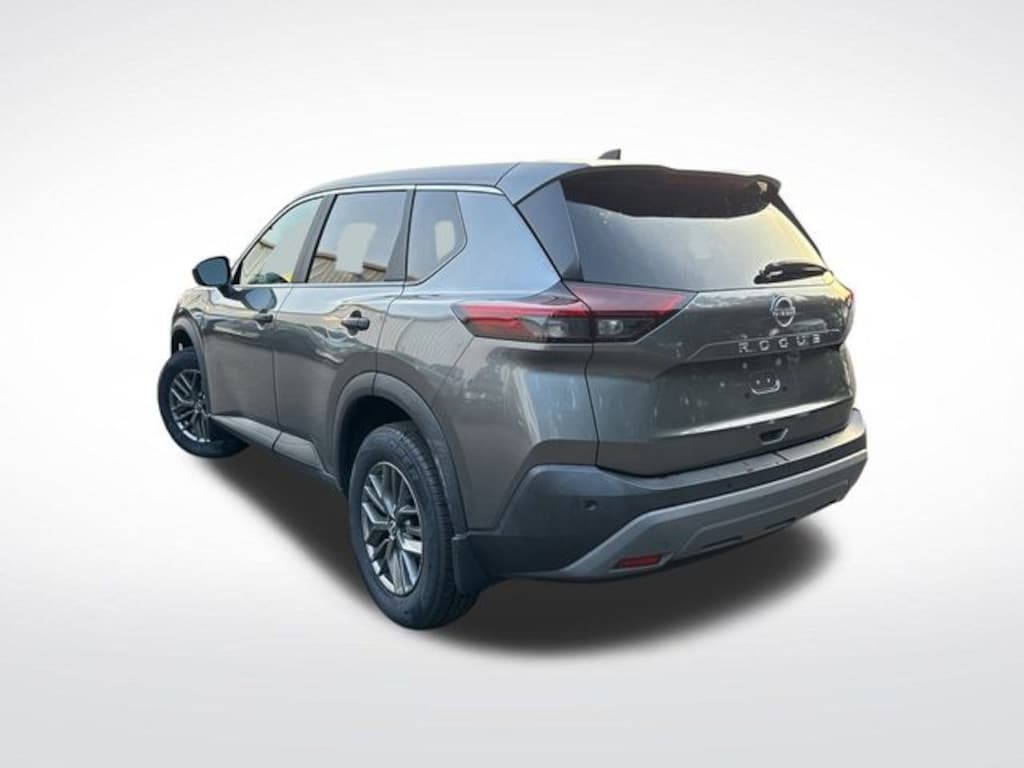 Used 2023 Nissan Rogue S SUV