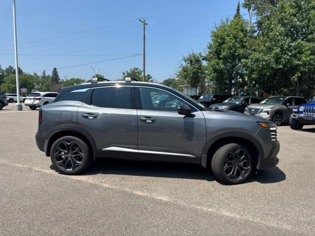 Certified 2025 Nissan Kicks SR SUV