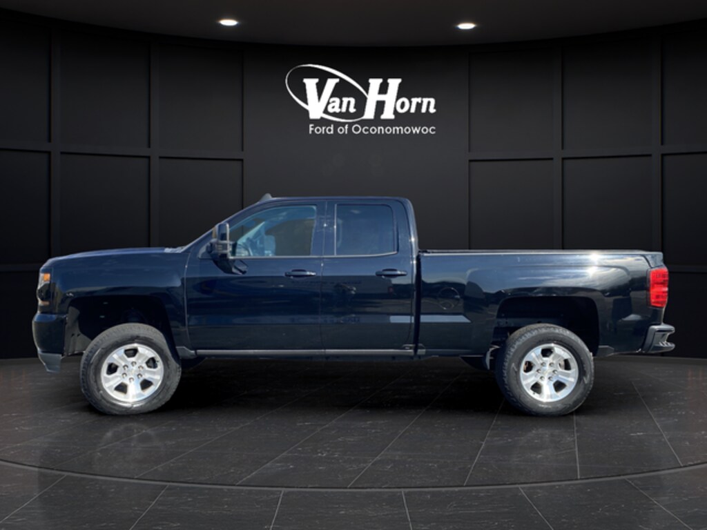 Used 2017 Chevrolet Silverado 1500 LT Truck