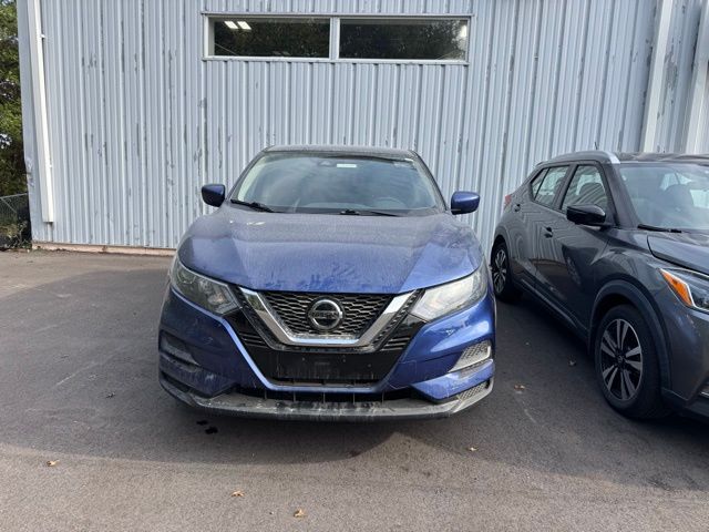 2020 Nissan Rogue Sport S photo 2