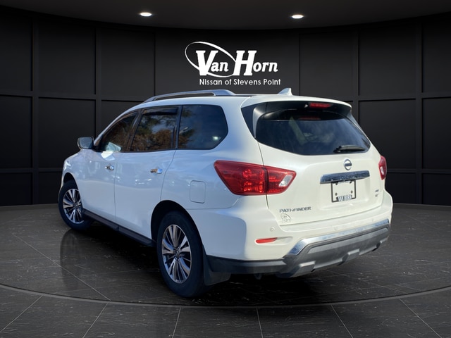 Used 2019 Nissan Pathfinder S with VIN 5N1DR2MM4KC633002 for sale in Stevens Point, WI