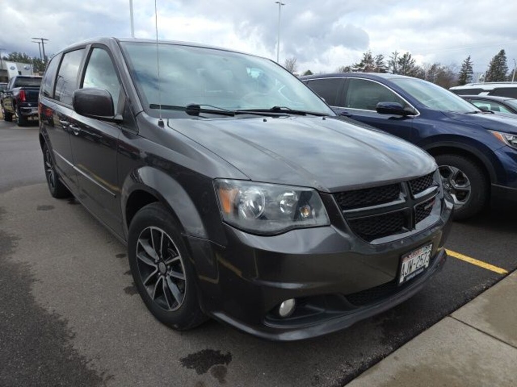 Used 2015 Dodge Grand Caravan SXT Minivan/Van