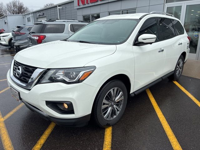 2019 Nissan Pathfinder SL
