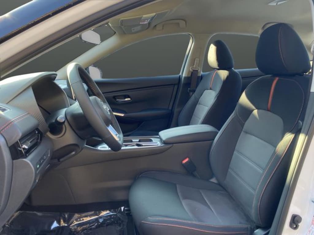 New 2025 Nissan Sentra SR Sedan