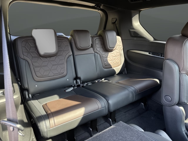 2026 Nissan Armada Platinum - Photo 34