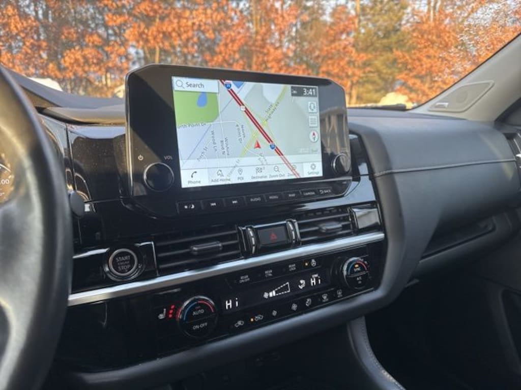 Used 2022 Nissan Pathfinder SL SUV