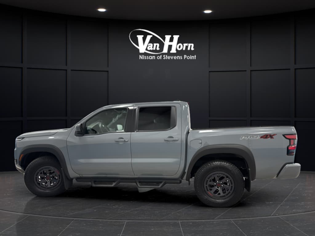 Certified 2025 Nissan Frontier PRO-4X Truck